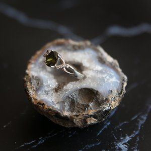 Size 9 Green Garnet Colored Stone and Silver Ring